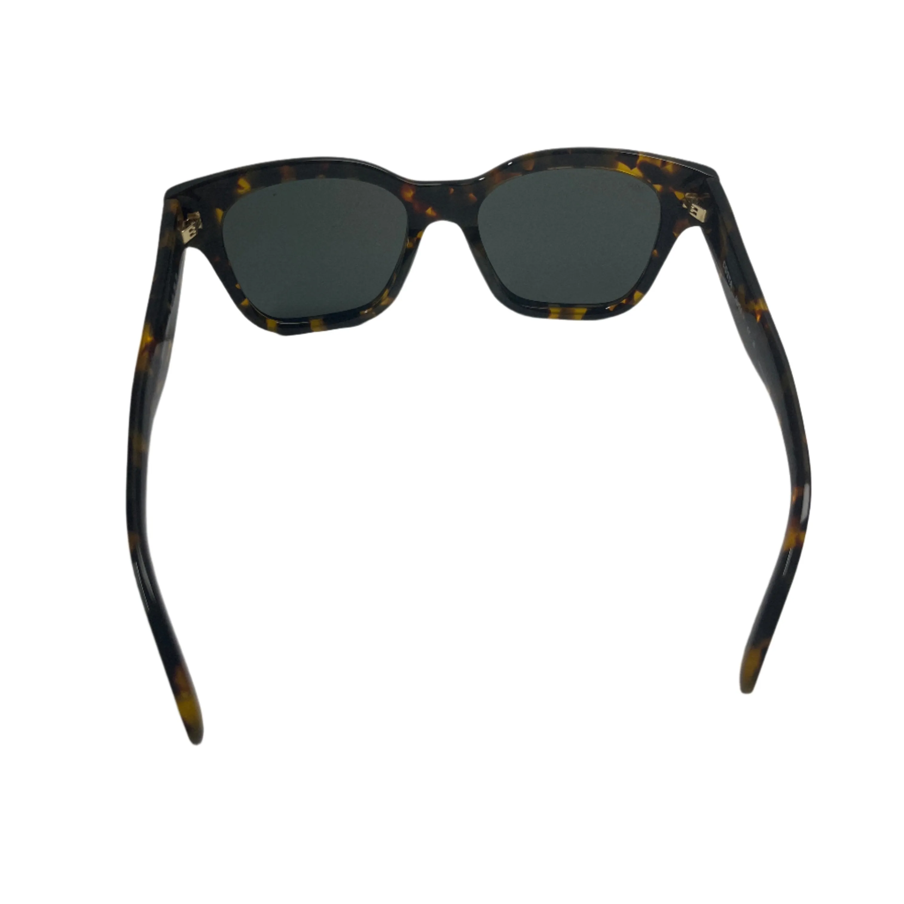 Costa Nusa Sunglasses with Cork Case