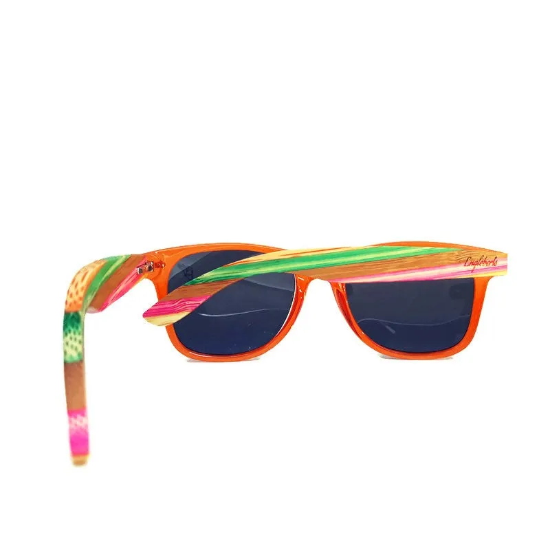 Juicy Bamboo Bliss: Polarized Sunglasses with Case