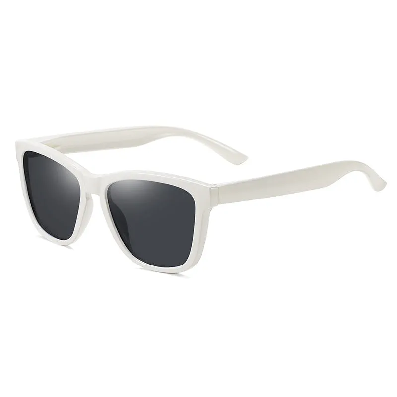 New style sunglasses for women and men polarized sunglasses.