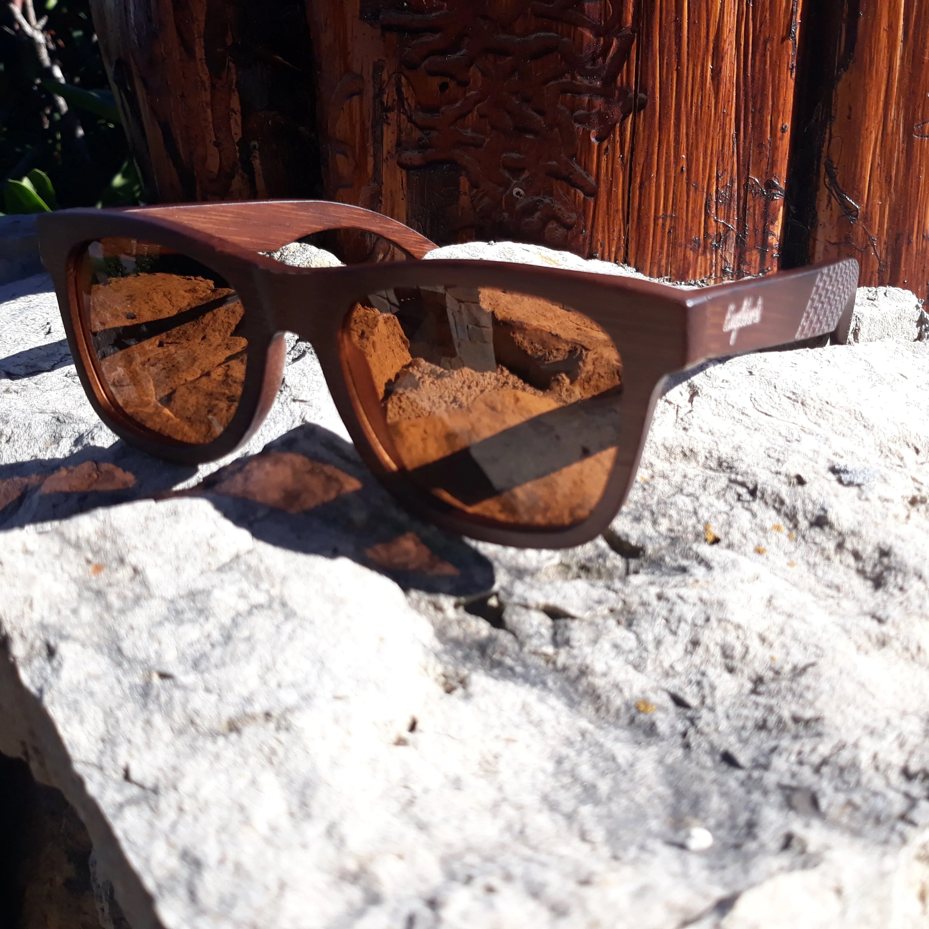 Sienna Wooden Sunglasses with Tea Polarized Lenses